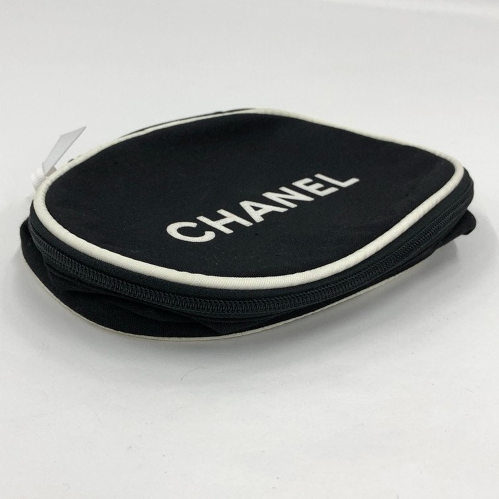 Chanel Black Cosmetic Pouch ☆ Rare ☆ Vintage CHANEL Cosmetic Pouch - Picture 4 of 10